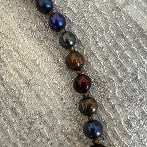 Multicolor Pearl Necklace - Picture 6 of 8